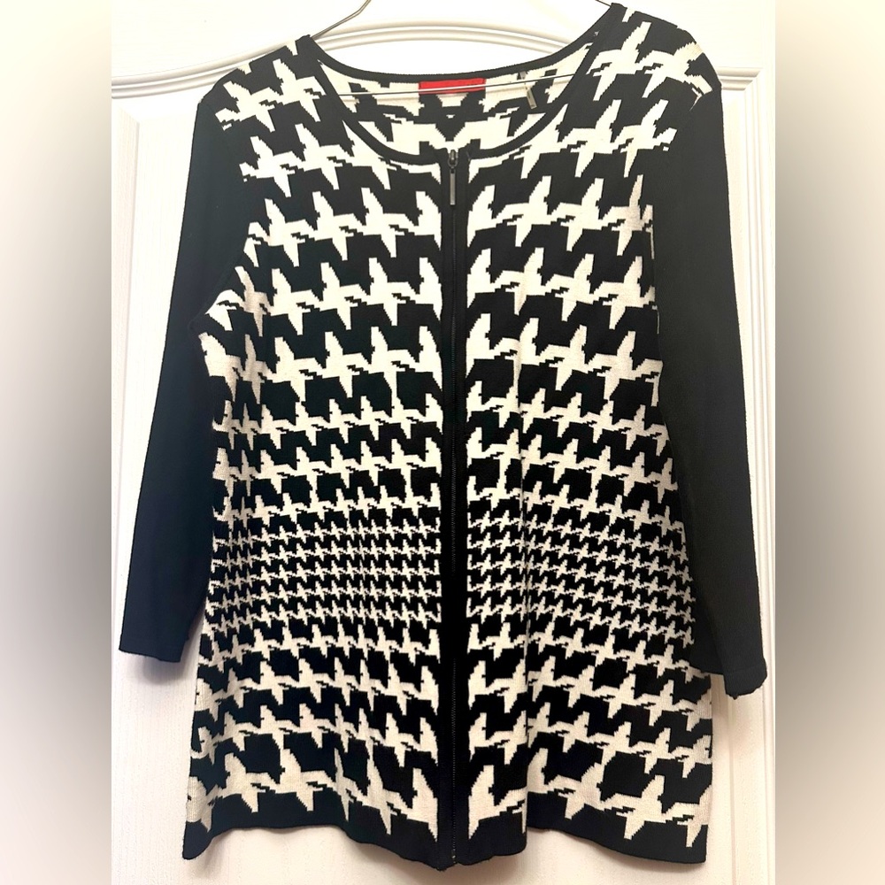 Ladies Houndstooth Sweater